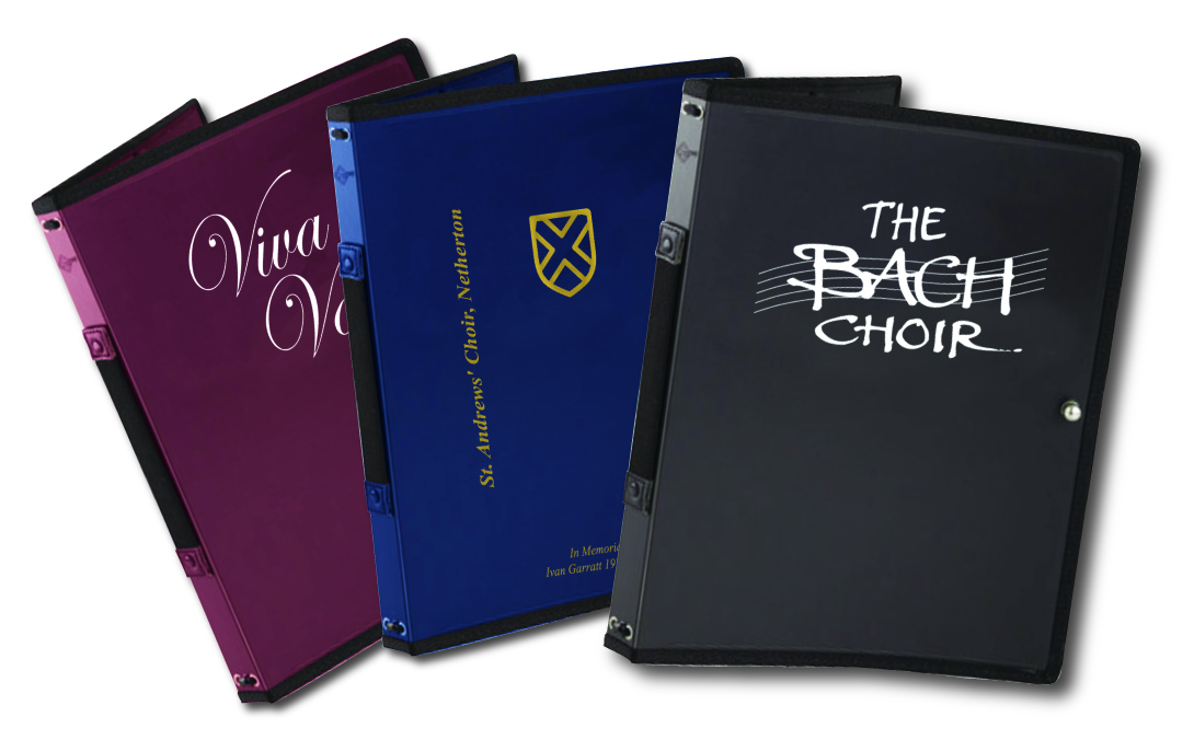 Choir folders with strings